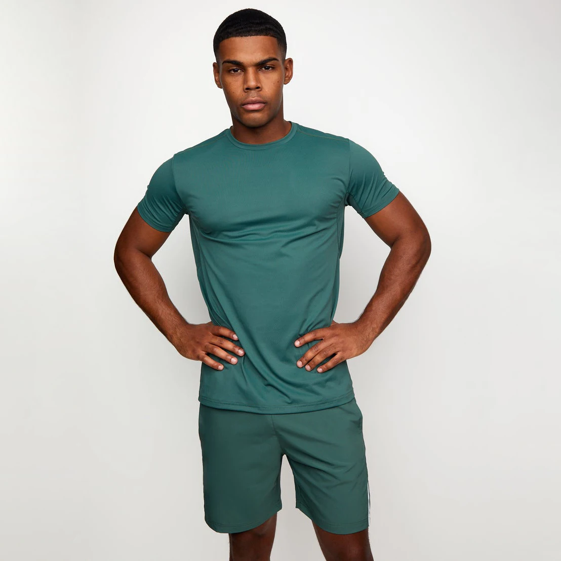 2023 Wholesale Hip Hop Muscle Fit Curved Hem White Cotton Custom Printing Logo Men T Shirt Casual Quantity Trend XXL