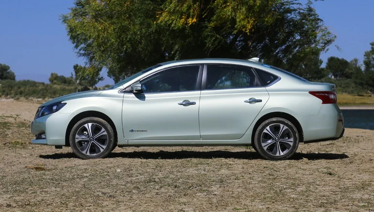 Электрический седан новый автомобиль Sylphy 2019 год диапазон NEDC 338