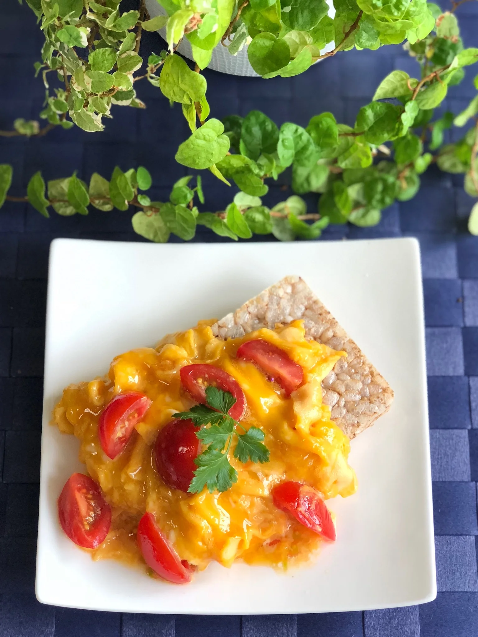 
Japan Healthy nutrient-rich low calorie rice biscuit crackers 
