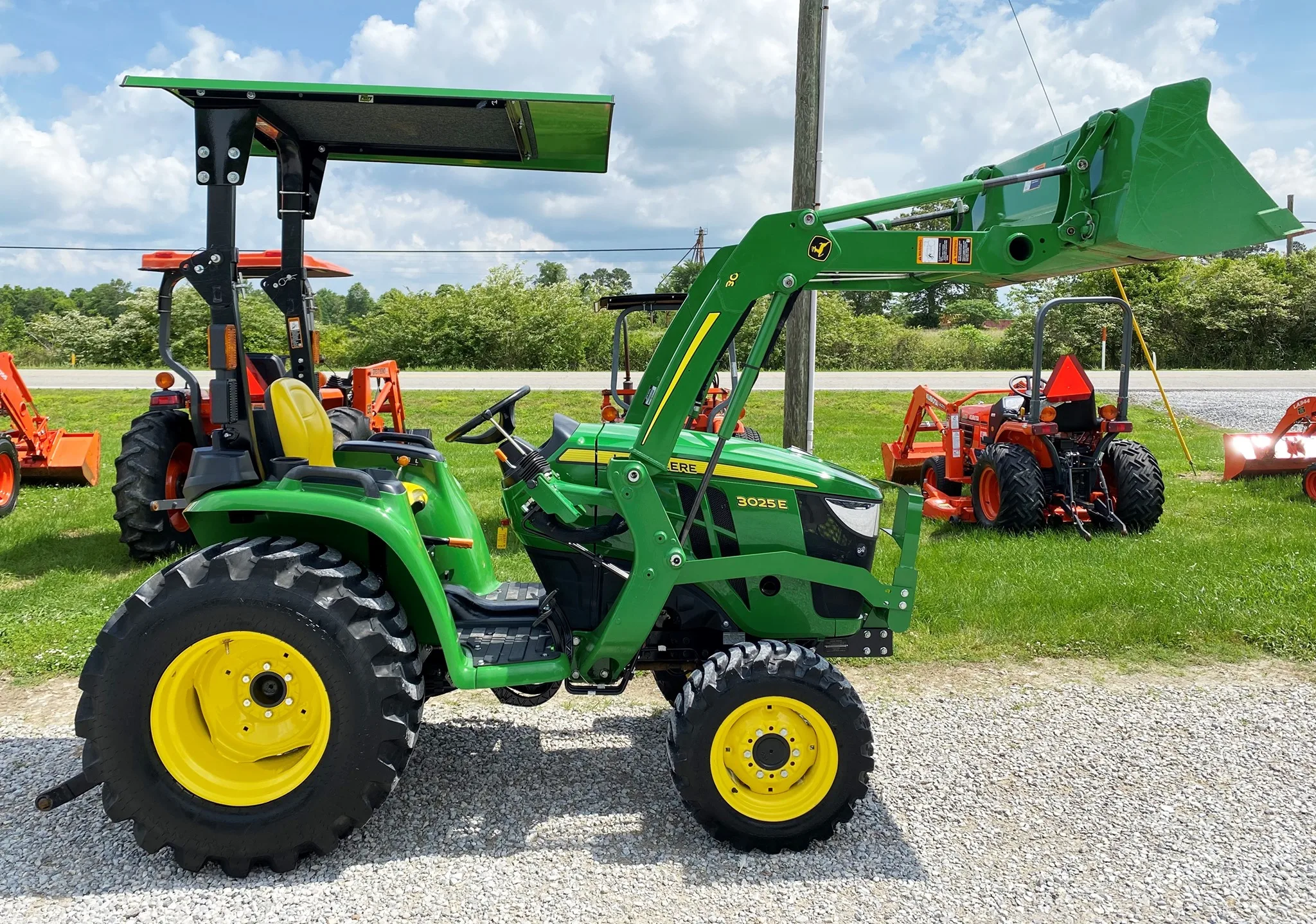 Б/у 2019 John Deere 3025E 4x4 погрузчик