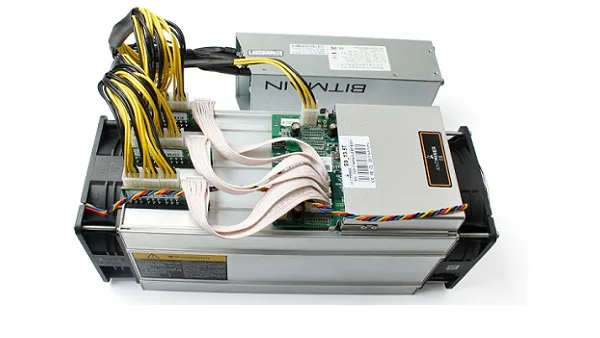  Б/у Майнер Asic miner Bitmain Antminer S9i 14Th Биткойн с блоком питания б/у