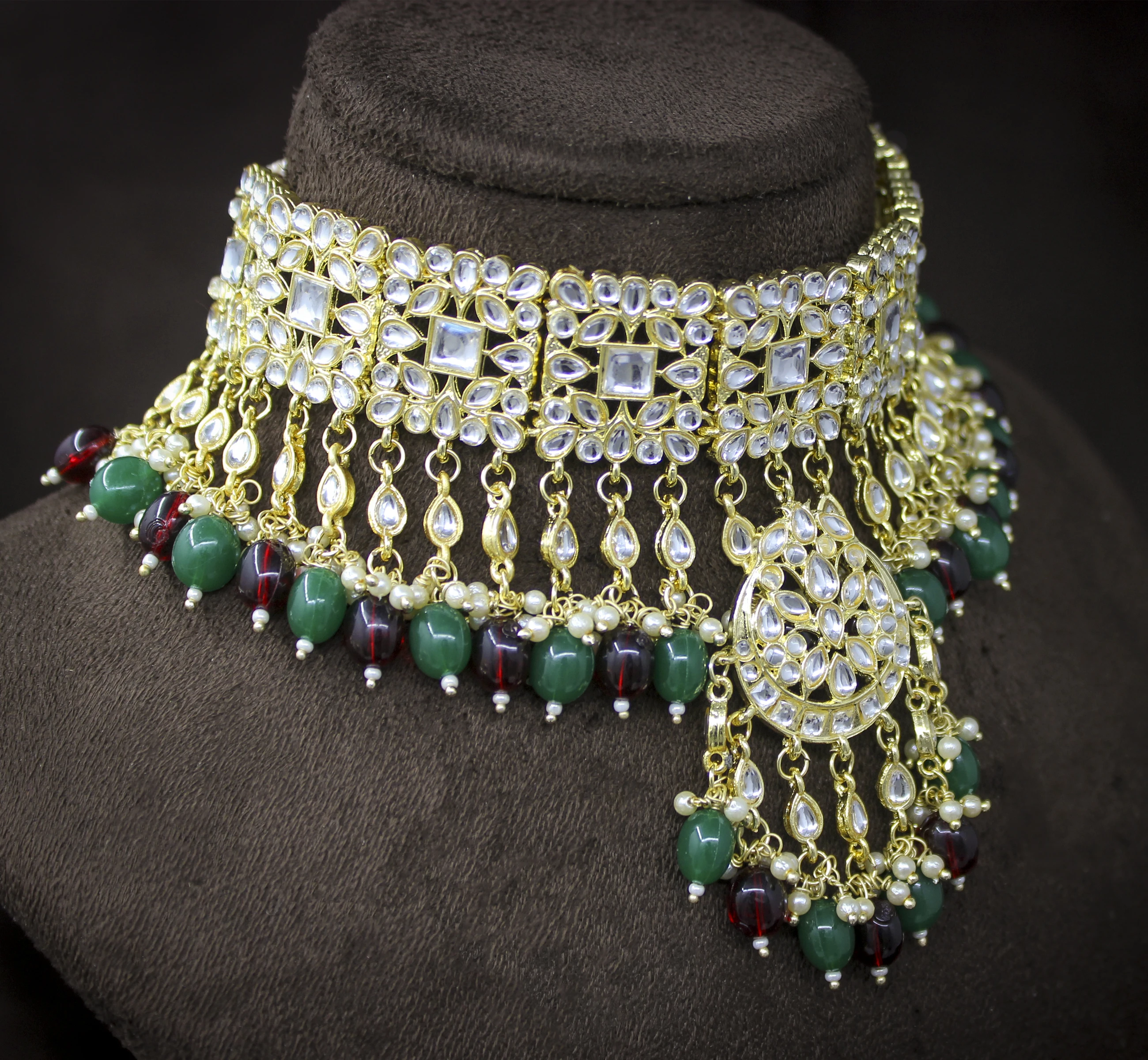 Trendy Kundan Traditional Wedding Jewellery Choker Necklace and Earring set For Women & Girls