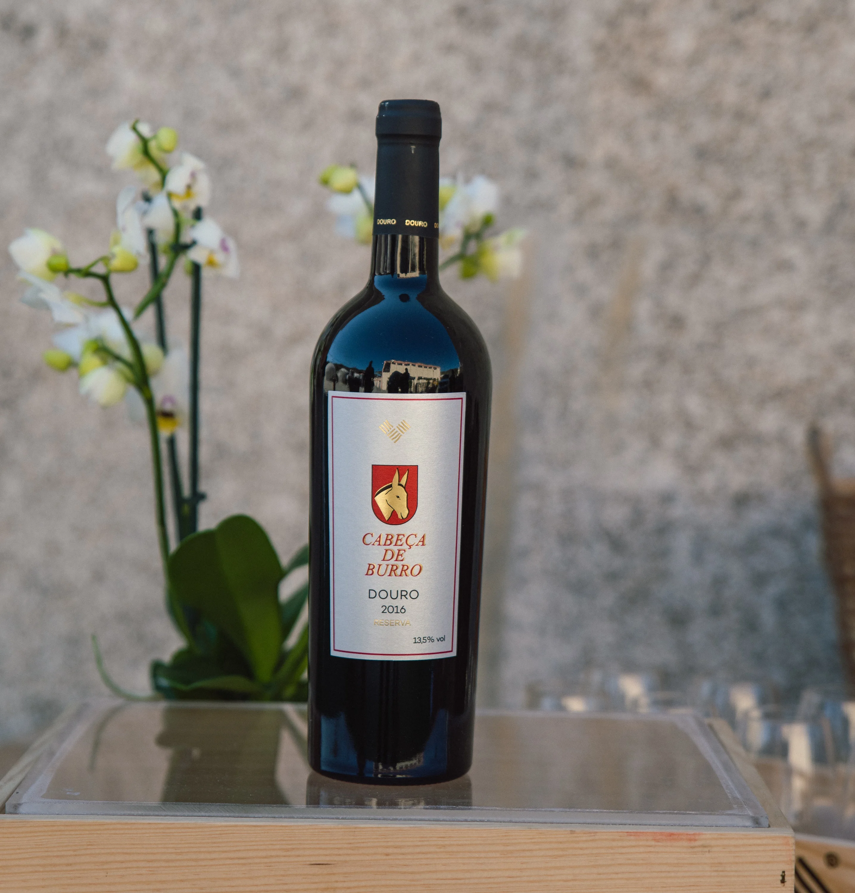 Красное сухое вино Cabeca de Burro источник Douro из Португалии