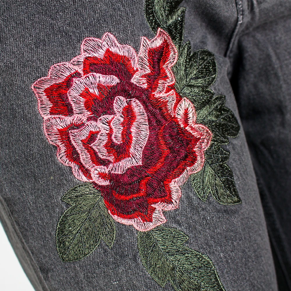 
Flower Embroidery Jeans High Waist Female Pocket Straight Jeans Women Bottom Hole Casual Denim Pants 