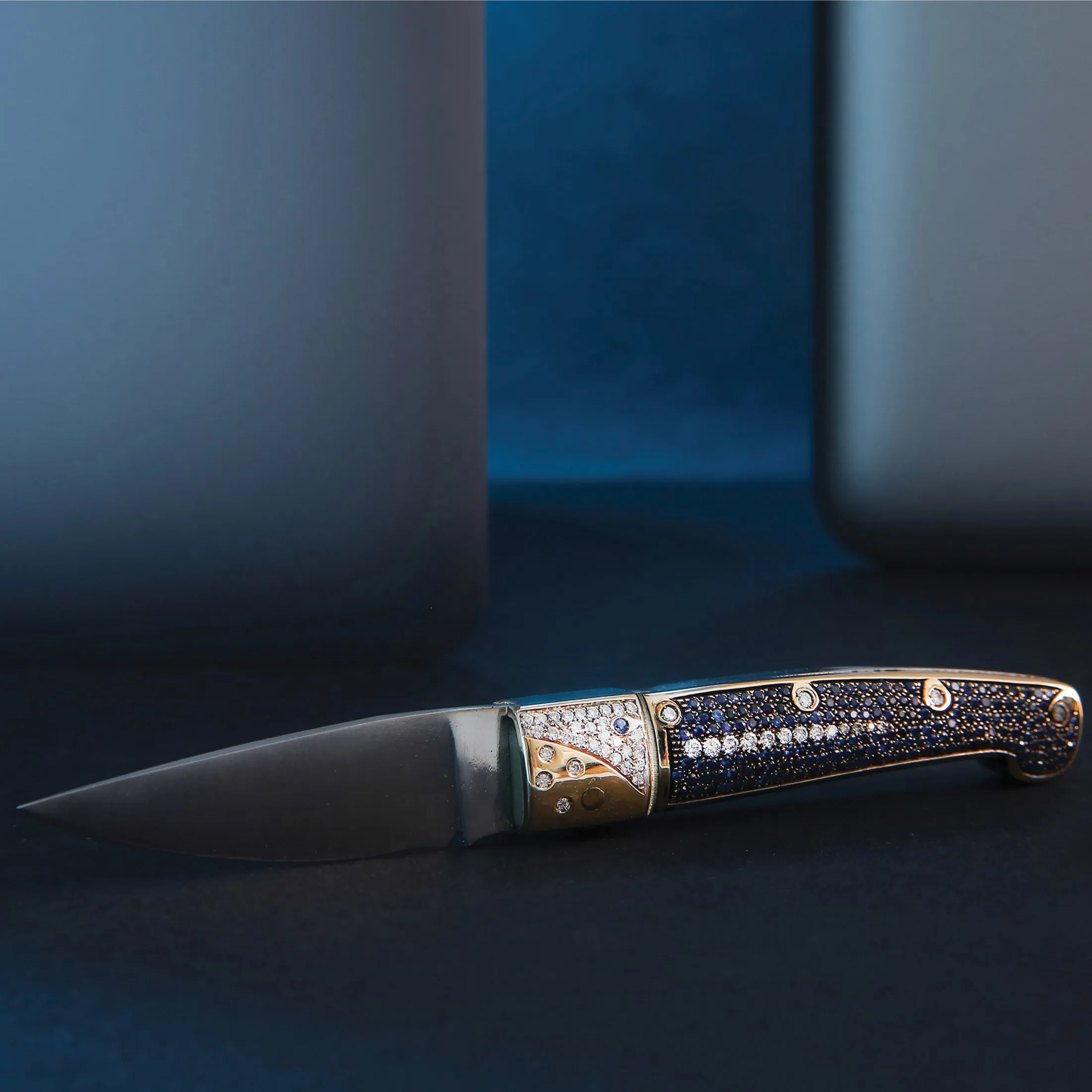Blue sky - Luxury folding knife with sapphires and diamonds - Luxury jewel knife business gift for collection or paper knife