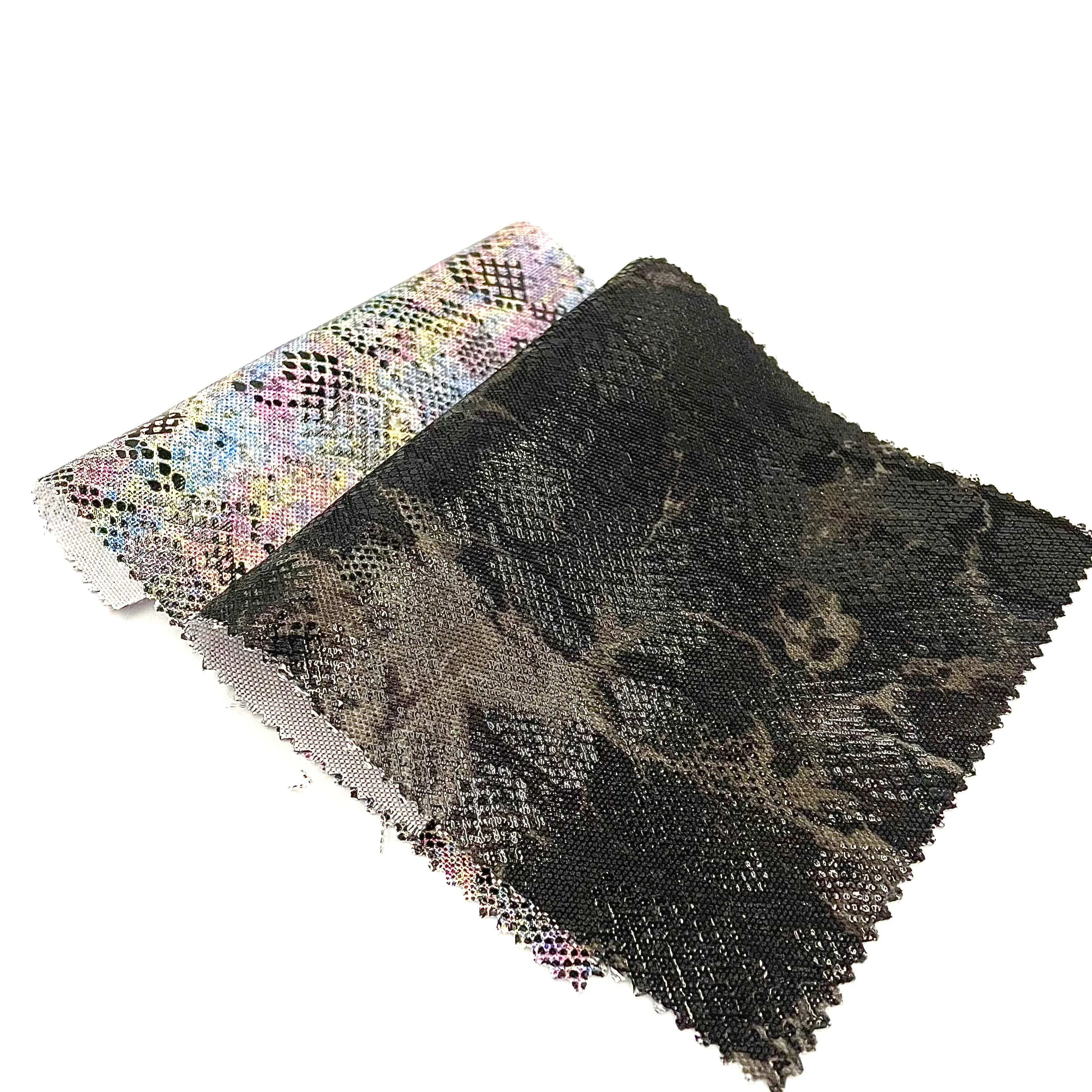EPO High Quality 600D 100% Polyester with Glossy Laser Film Transferred Snake Print for Bags