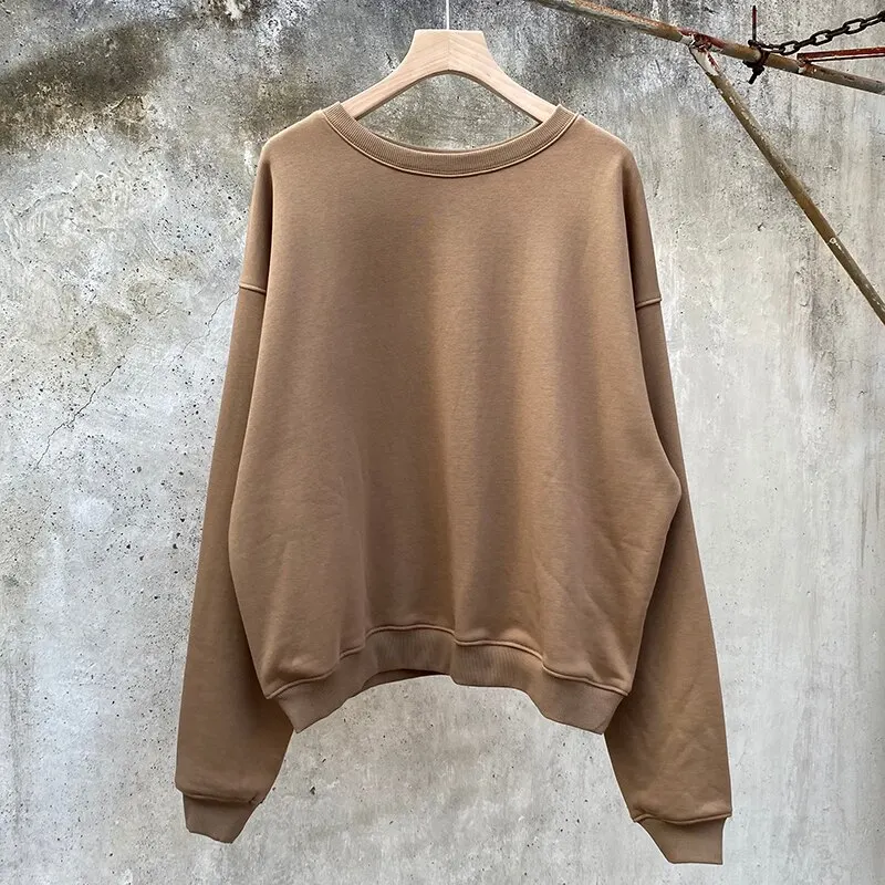 Customized Retro Solid Color Crew Neck Fleece Sweatshirts for Men and Women Oversized Streetwear Harajuku Loose