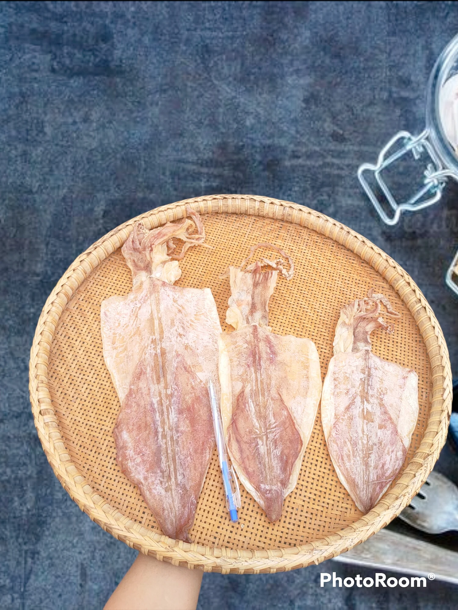 Качественный сушеный кальмар 8-10 штук/кг во Вьетнаме