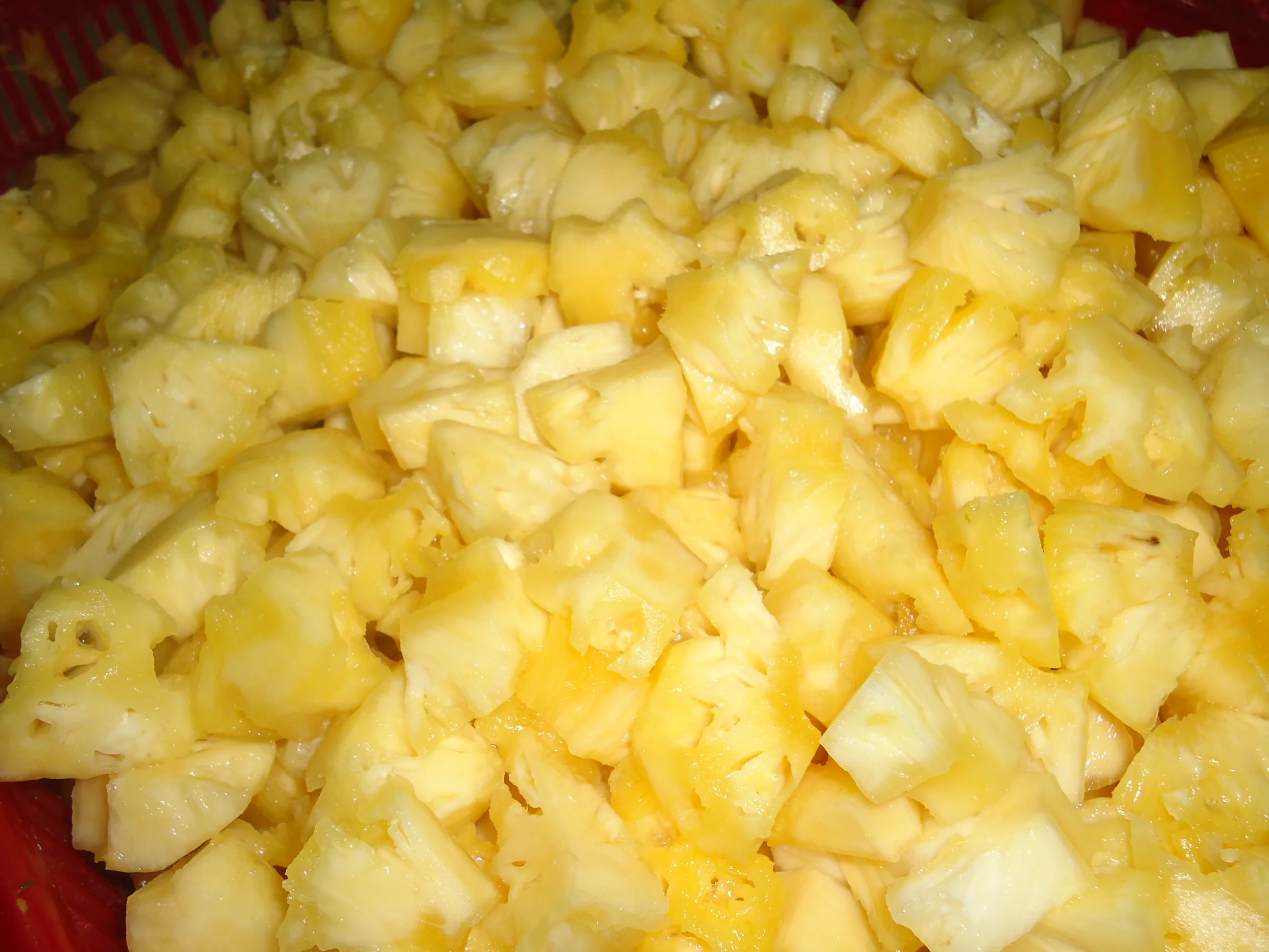 Консервированные нарезанные кусочки Ананаса в легком сиропе/Королева Виктория/Лучшая цена/Ms Laura