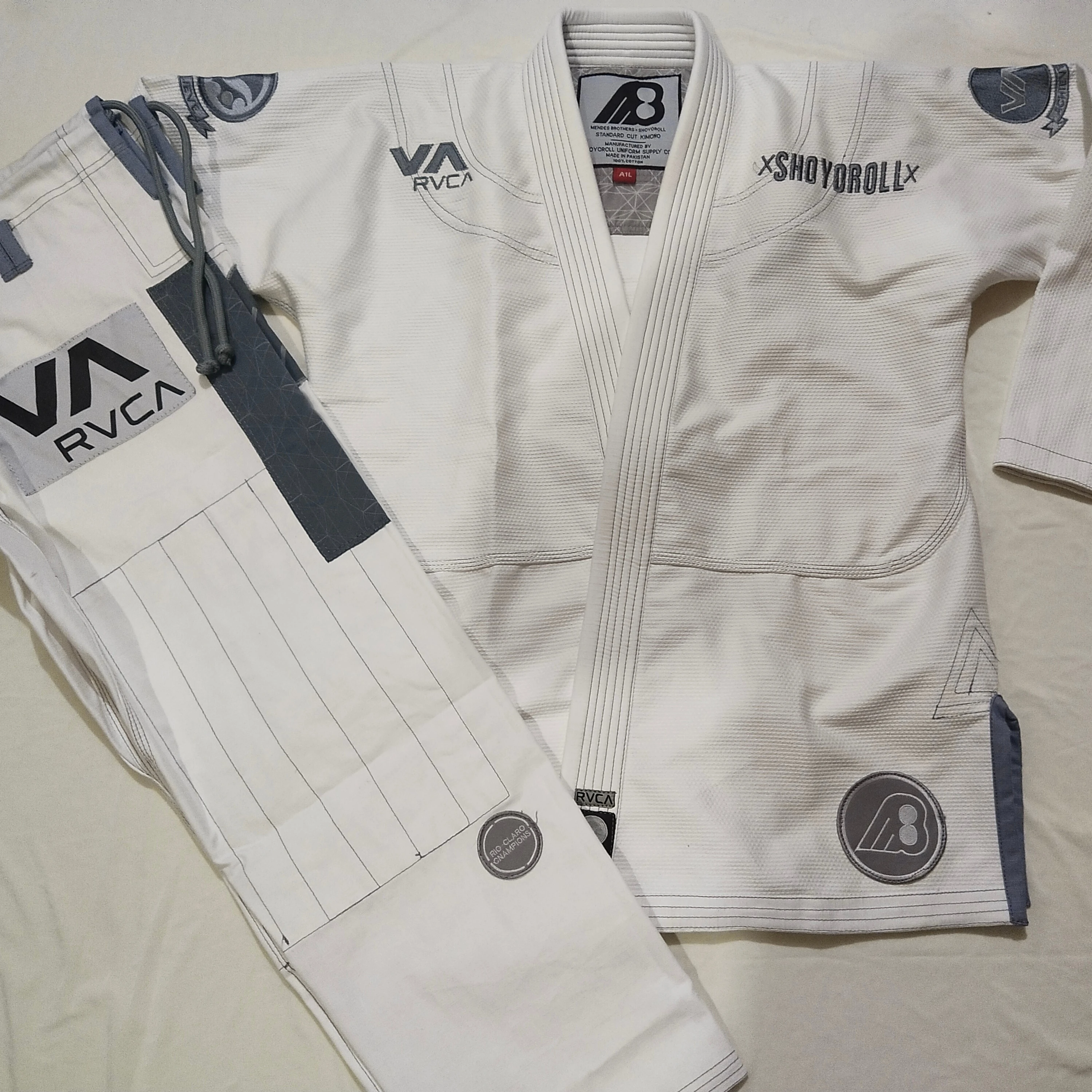Высшее качество Bjj Gi Униформа 2021 RVCA модель новый стиль Jiu Jitsu Gi Bjj Кимоно Одежда для боевых искусств OEM услуга Bjj Gi