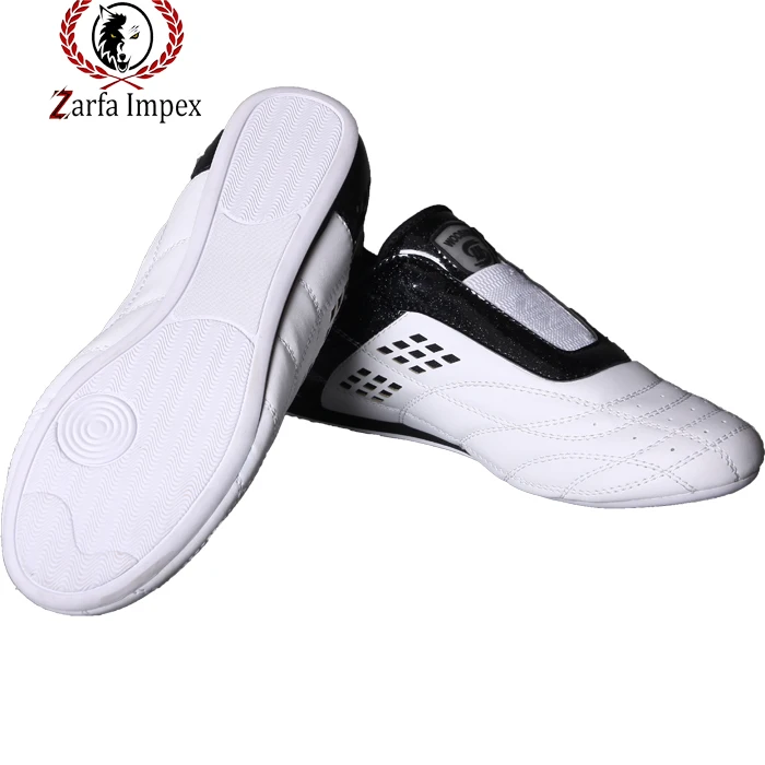 Best Hot Sale Customized Leather Martial Art Kunfu Men Taekwondo Shoes For Men 2021