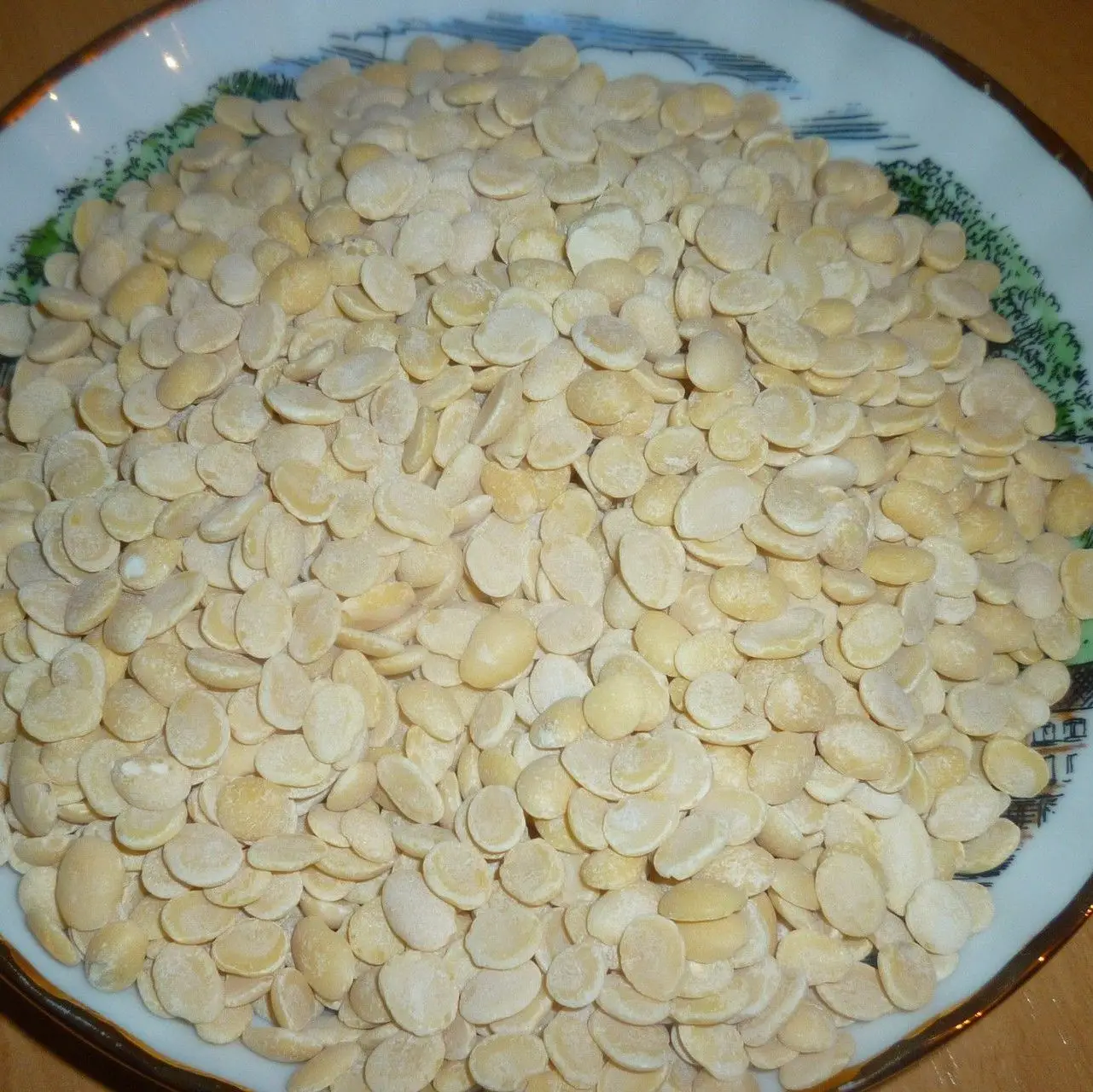 Lentils white split.jpg