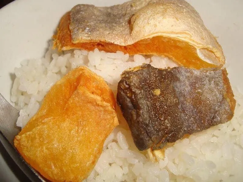 Best dried basa fish with factory price (with skin) Vietnamese specialty