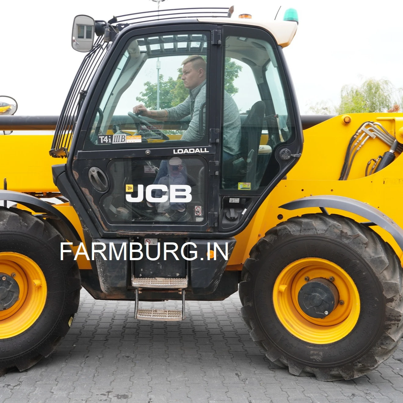 Earth-moving Machinery High performance XC6-3006K 3 ton mini telehandler telescopic handler low price for sale