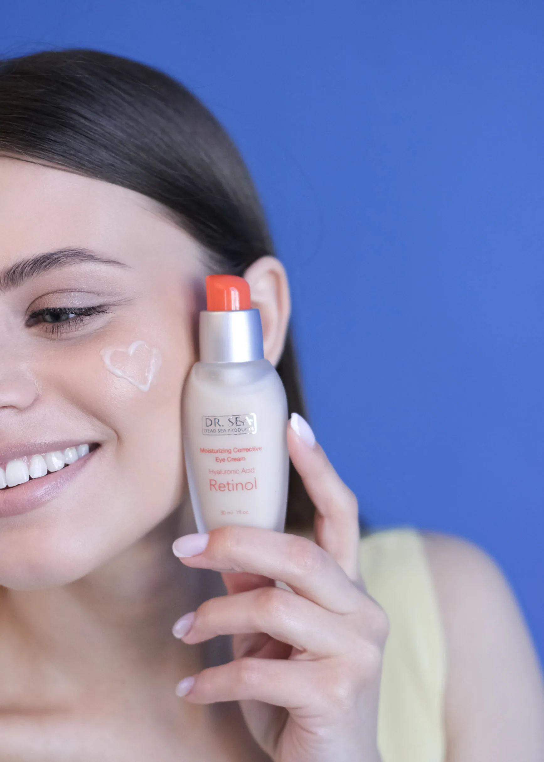  Увлажняющий и корректирующий крем для глаз с ретинолом гиалуроновой кислотой-увлажняющий эффект кожи