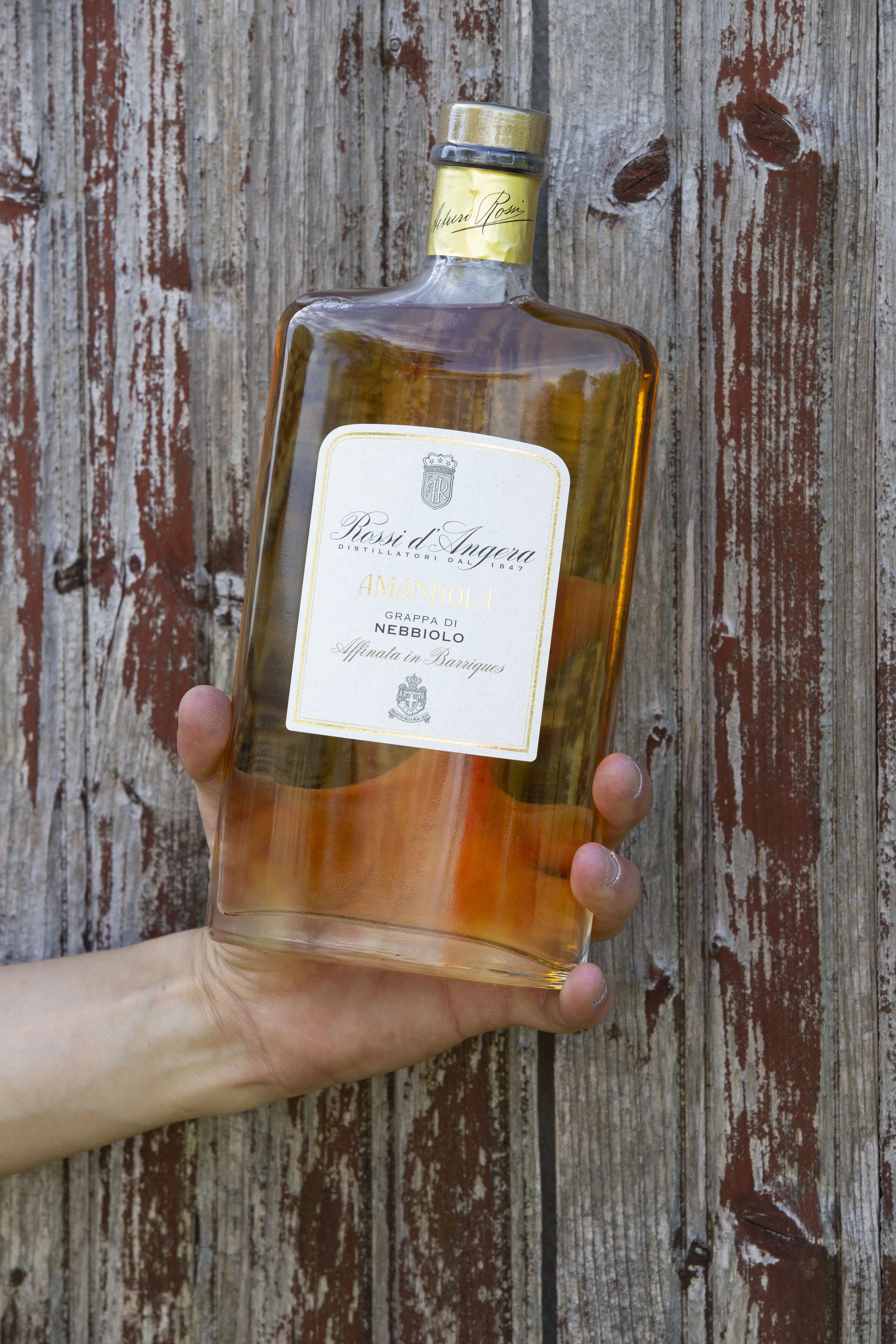 Premium quality Italian spirits grappa Amandola Nebbiolo 42%vol 70cl alcholic beverage