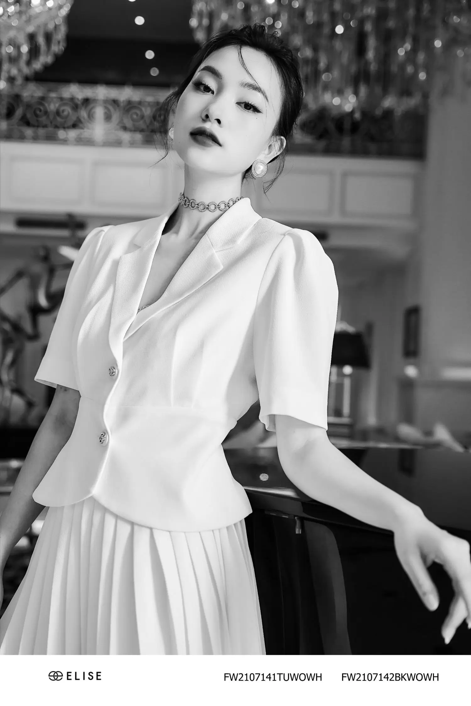 Trending Autumn and Spring  Pleated V Line  Long  White Skirt Lady Office Dresses
