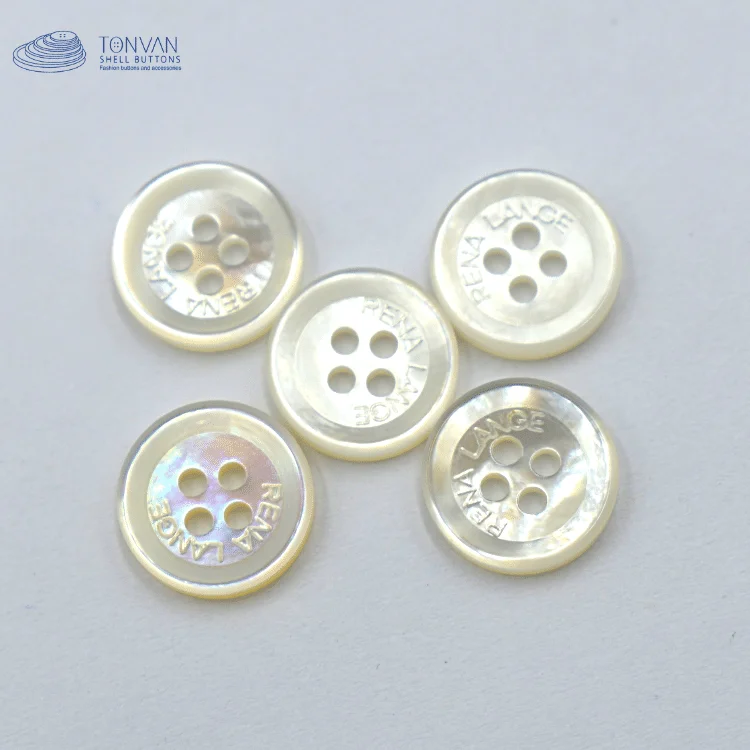 
Kinds of best 4 holes TonVan printing round button Natural shell in Vietnam with best price 