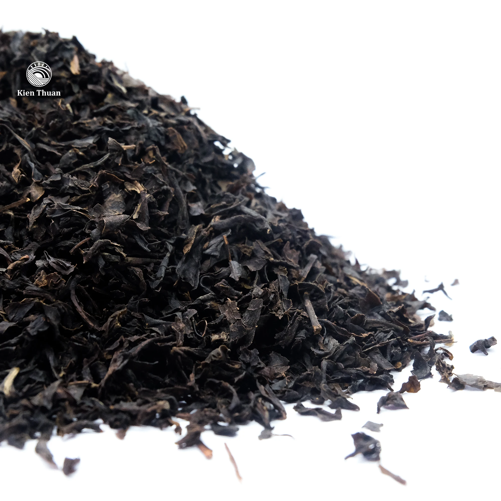 Wholesales FBOP black tea competitive price with fine black appearance and orange red liquor FBOP black tea