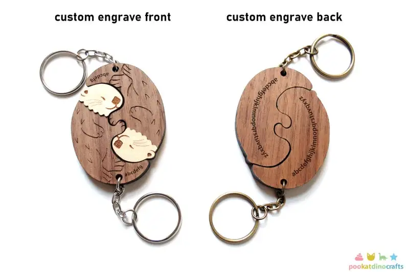 Factory Price Newest Wooden Couple Keychain Cartoon Keyrings 3D Keyrings Best Quality With Best Price