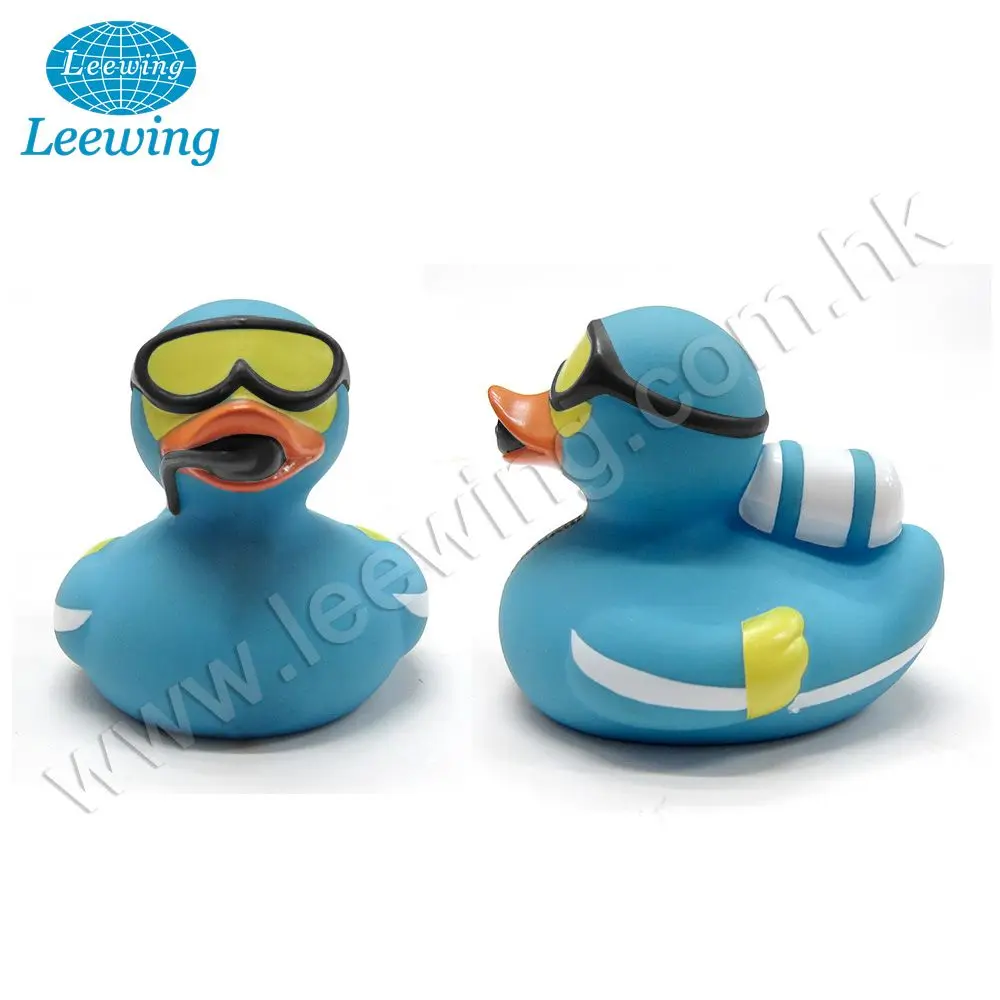 Hot Sale Plastic PVC Vinyl Customized Bath Toy for Kids Summer Logo Printed Rubber Duck with Sunglasses