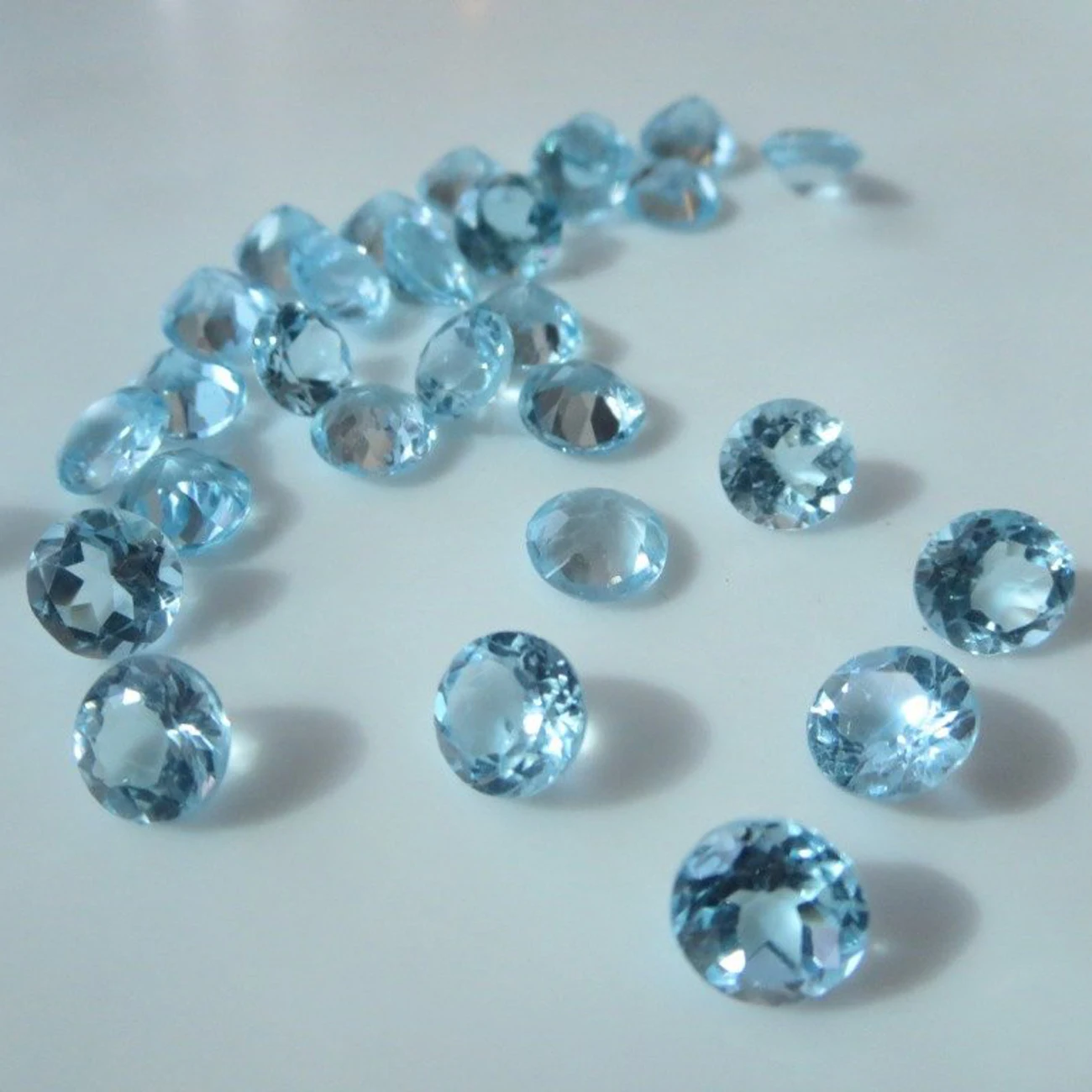 Небесно-Голубой топаз 7x7 мм круглый граненый Ограненный Драгоценный Камень Натуральный шероховатый сапфир полированные изысканные ювелирные изделия