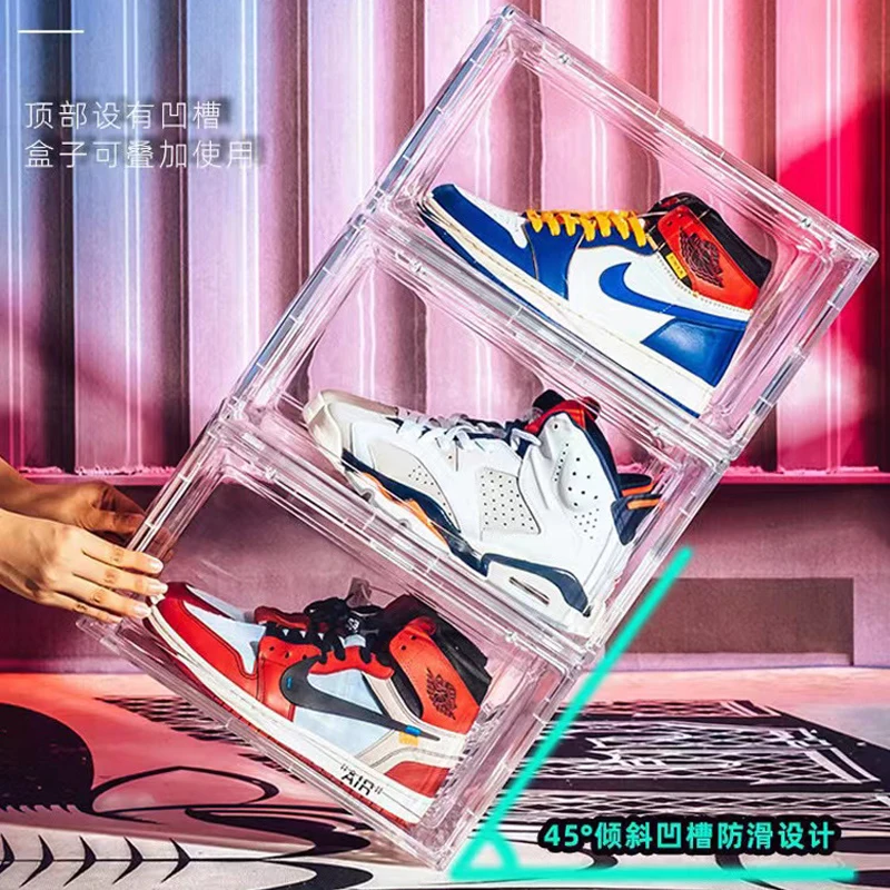 Фабричная акриловая коробка для обуви с боковым открытием и магнитной защитой от пыли