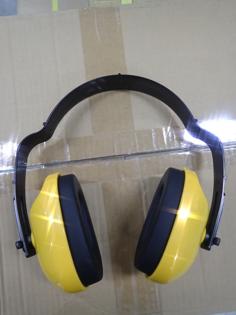 Ear Muffs CE EN352-2 Earmuffs Hearing Protector Ear Defender