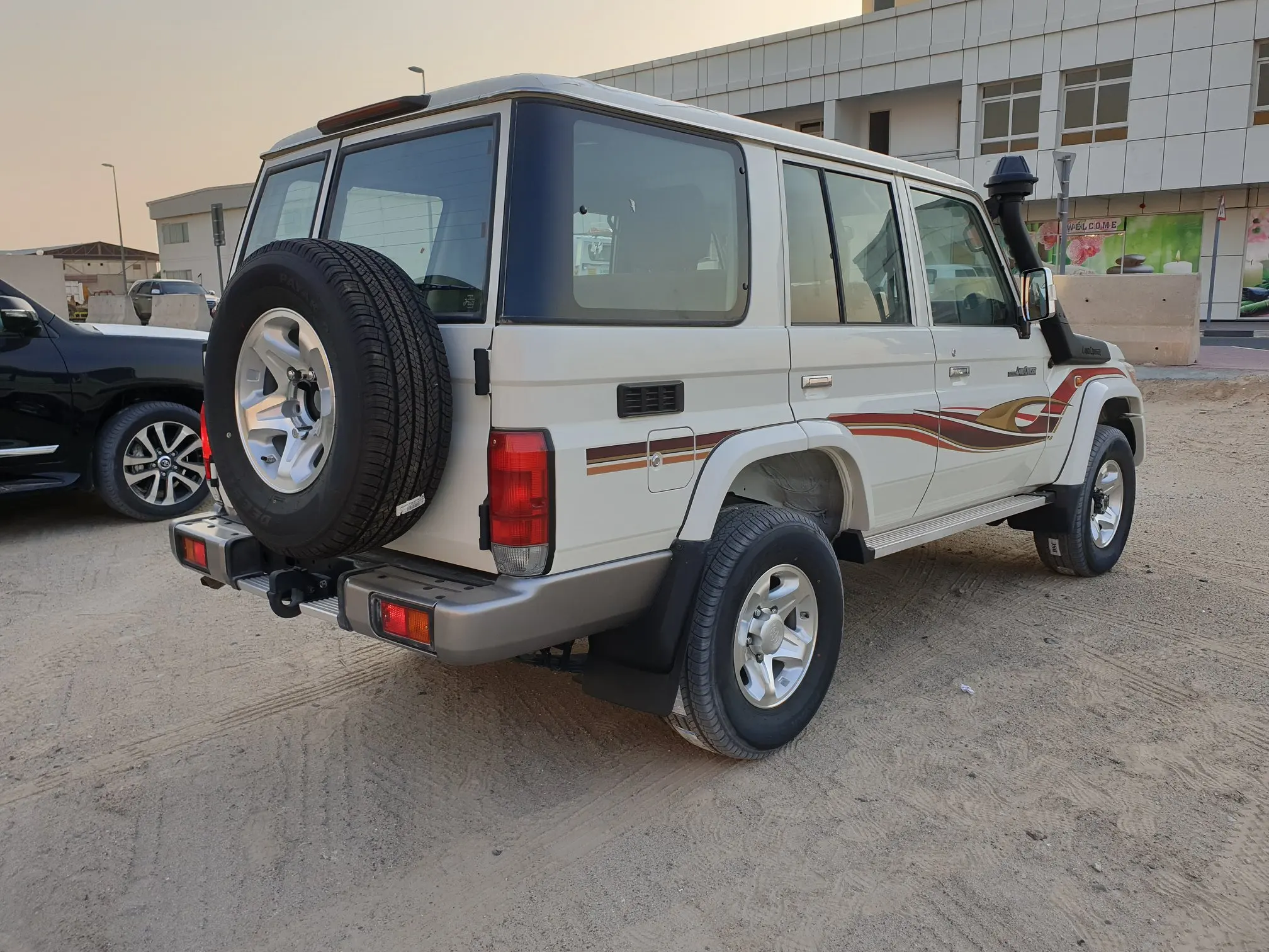 Б/у 2019 Toyota Land Cruiser 76 Wagon 4 5 v8 diesel