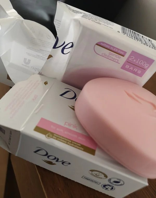 Dove Beauty Soap Bar Purely Pampering Shea Butter