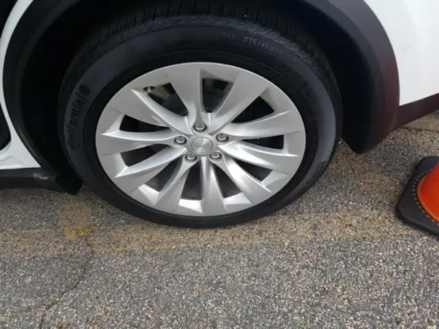 USED CAR FOR SALE/TESLA CAR MODEL READY FOR SHIPMENT