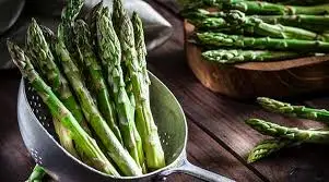 FRESH GREEN ASPARAGUS- WHOLESALE - MS. ELAINE +84 375 431 541
