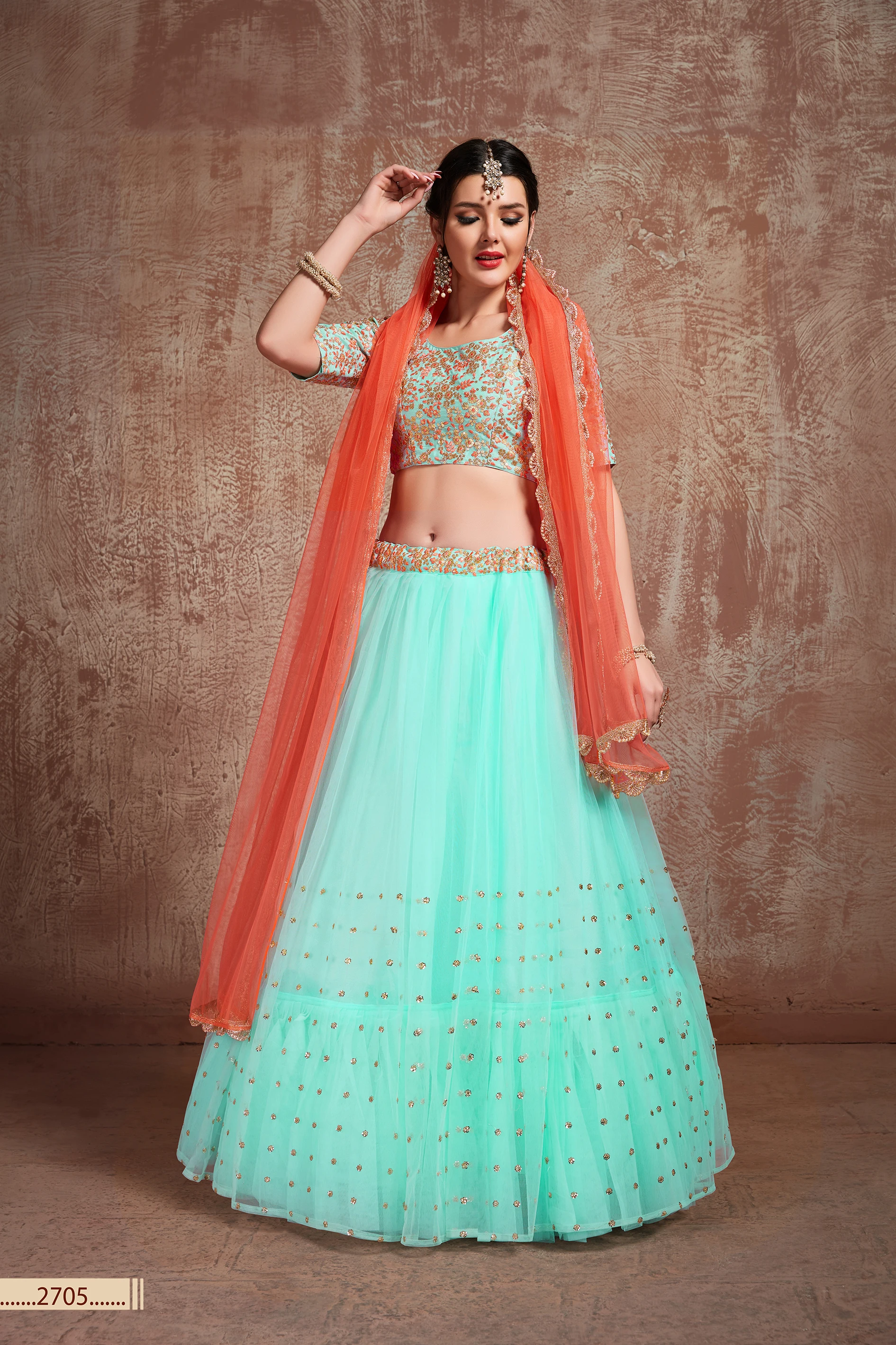 Высокопоставленные по требованию Модные свадебные платья Lehenga Choli для вечеринки Свадебные низкой цене оптовой из Индии