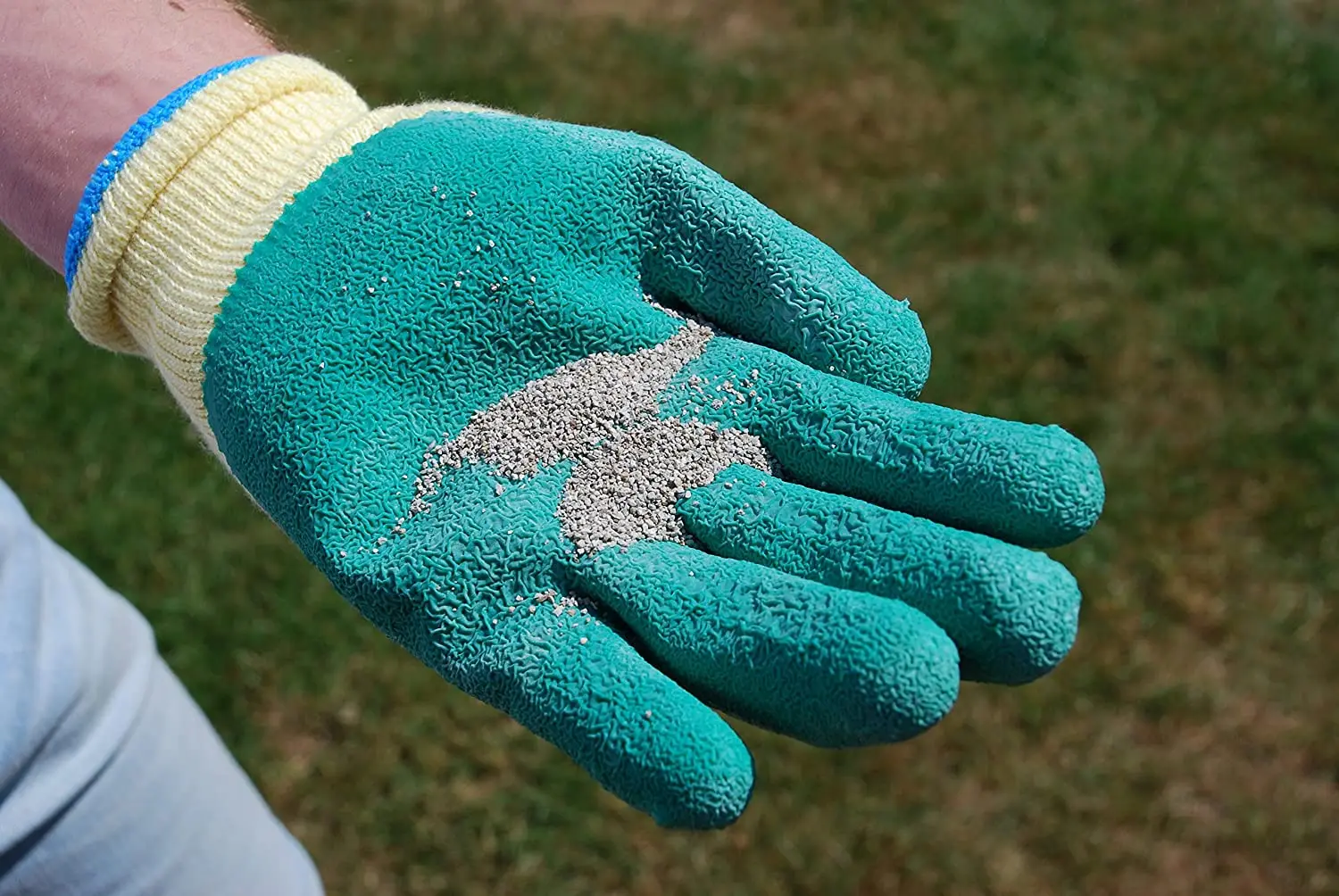 Cat & Dog Repellent Humanely Repel Cats and Dogs From Gardens Cats & Dogs Deterrent Granules for Gardens