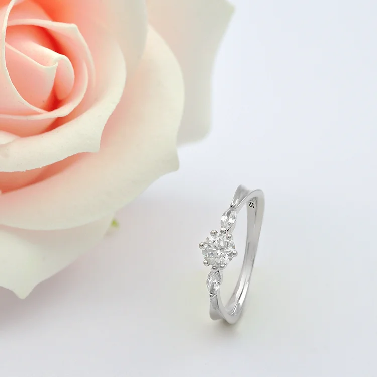 Sterling Silver 925 Rings Gentle And Beautiful