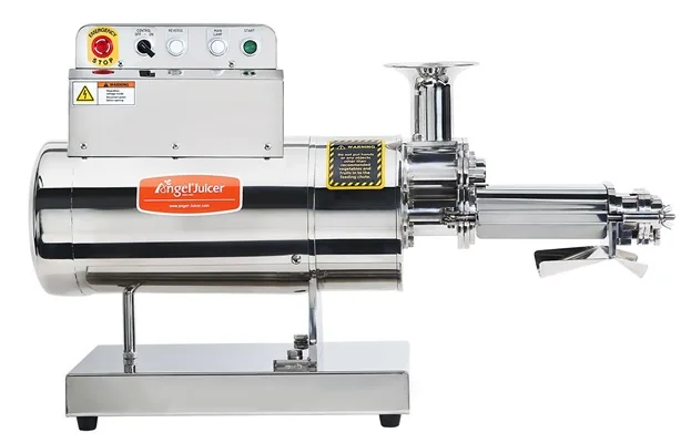 100% stainless steel Twin-gear juicer CE, GS certified for commercial applications like hotels Made in Korea