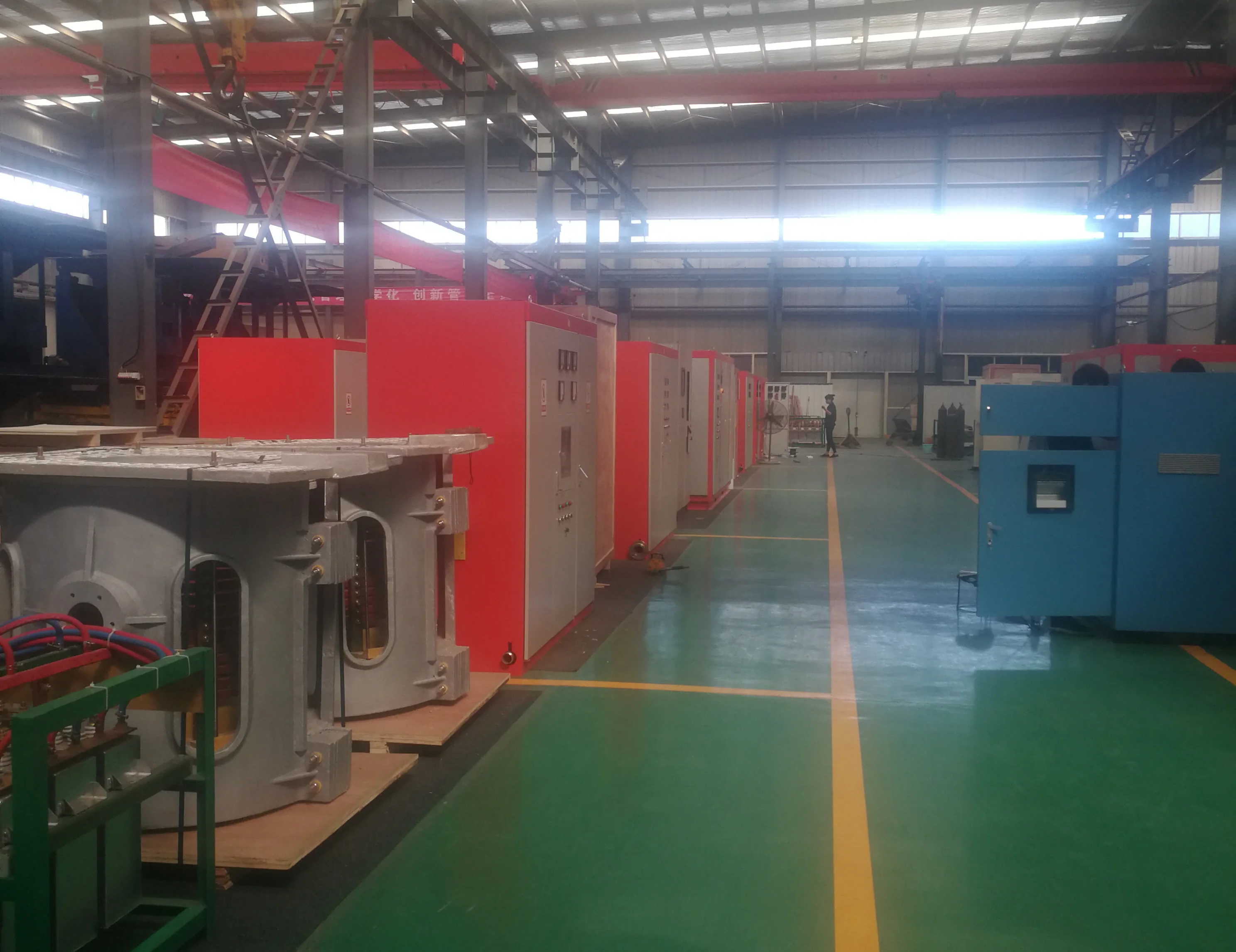 1000 кг автоматический редуктор наклонный чугунный лом металлоиндукци