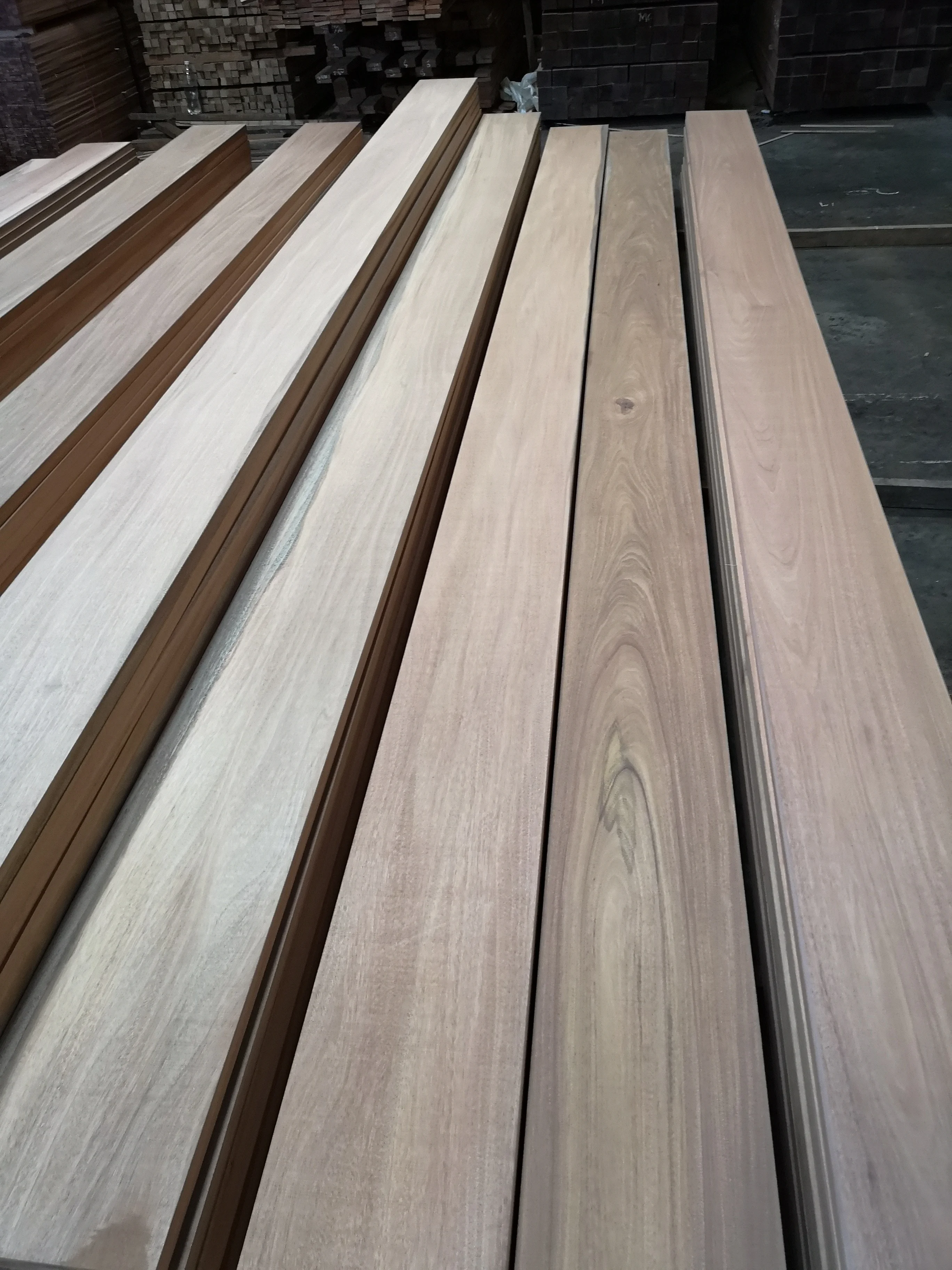 Premium Quality Melunak S4S Dressed Timber Board Model Number Lumber