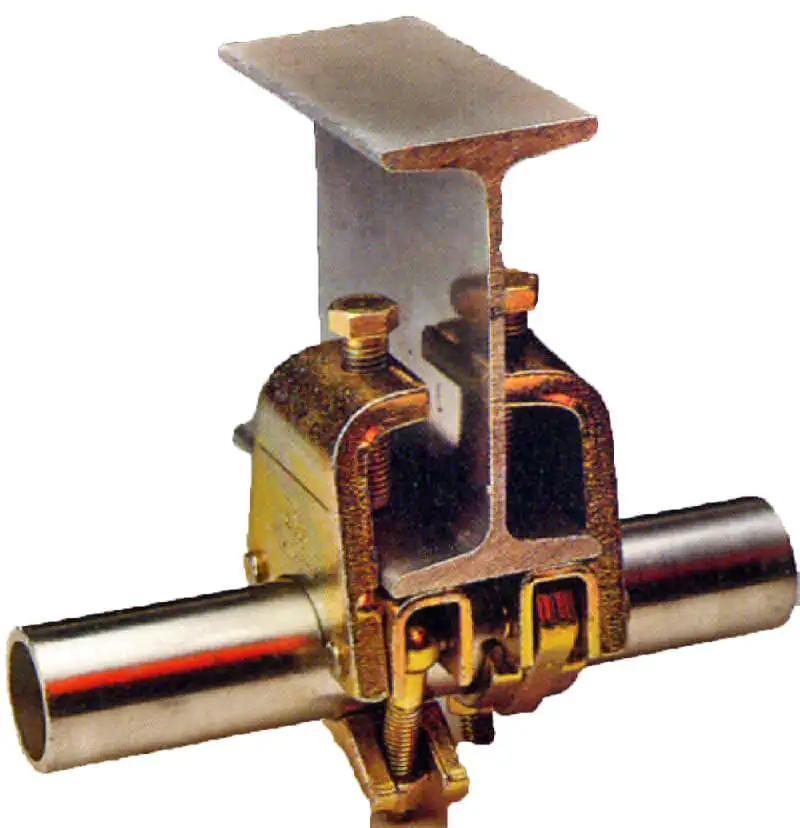 Прессованный лучевой соединитель для строительных лесов