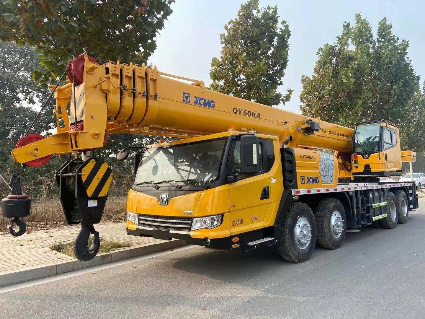 Used 50 ton XCMG QY50KA Hydraulic Lifting Arm Truck Crane For Sale in Dubai