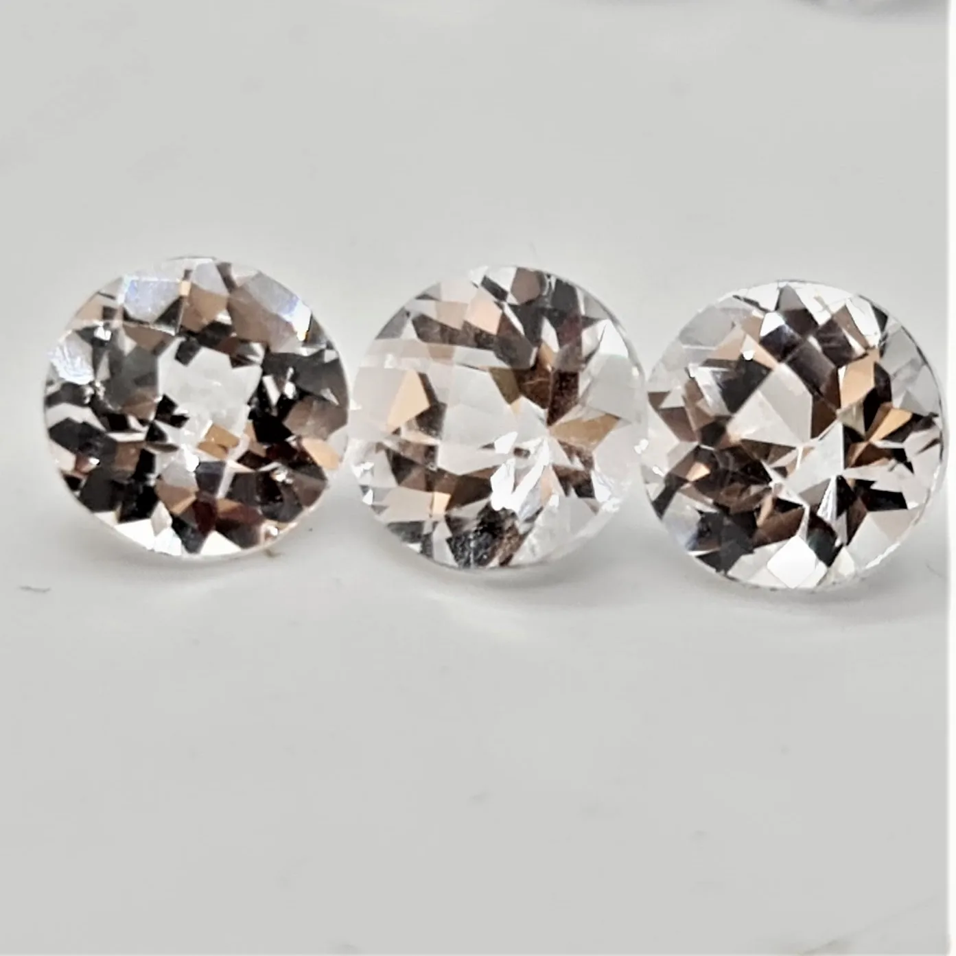 Loose Synthetic White Sapphire Gemstone Diamond Cut Available In Other Colors As Well With Different Types Of Faceting