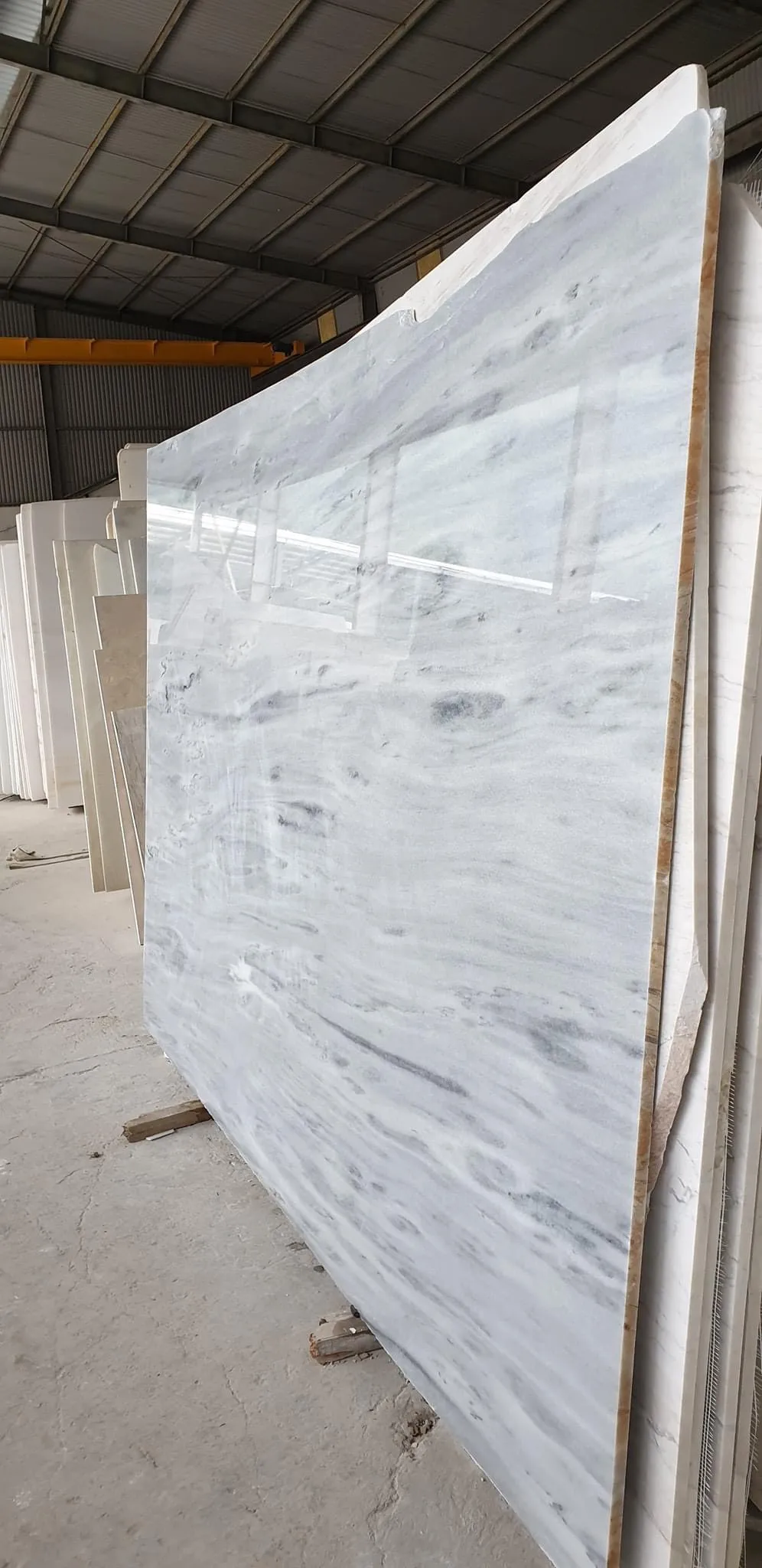 Big grey veins marble slabs and tiles for building facades
