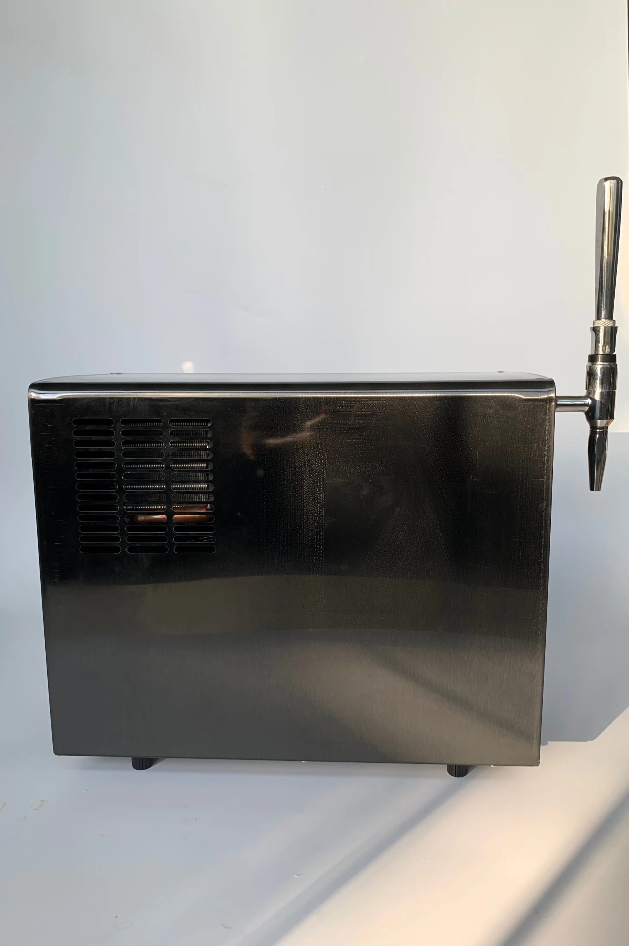 Nitro Cold Brew Coffee Maker