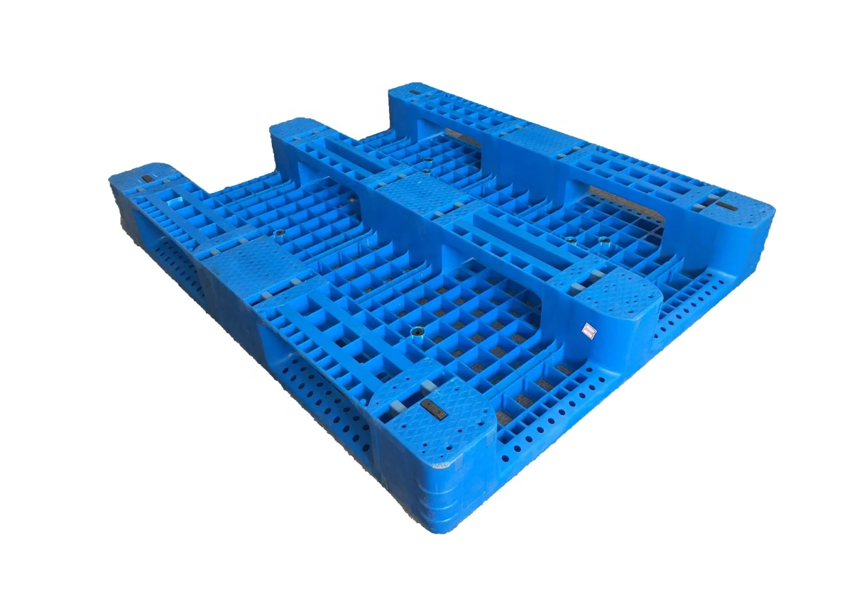 1300*1300 складские пластиковые поддоны от производителя