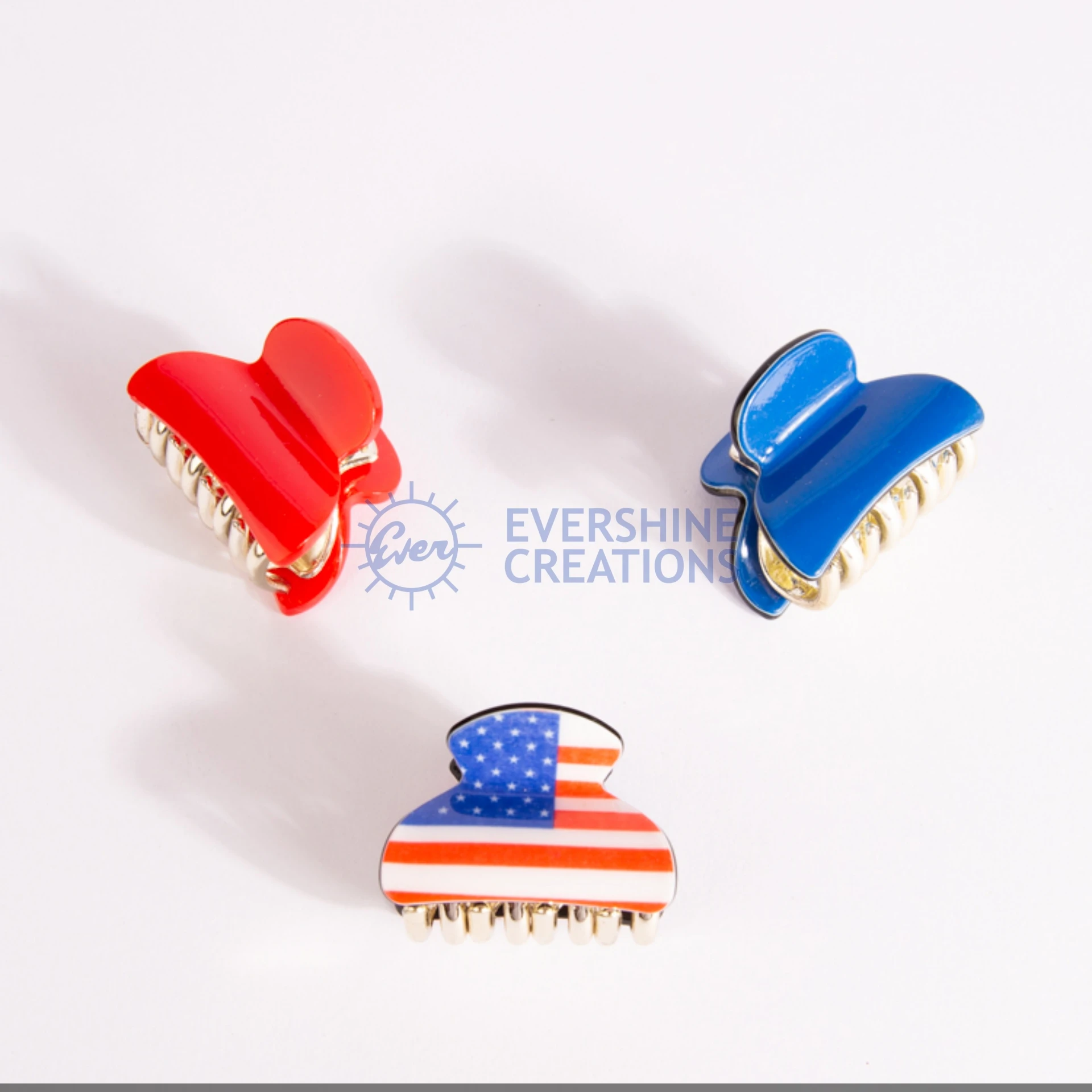 
U.S. NATIONAL DAY HAIR ACCESSORY PLASTIC CLAW CLIP- 3 PCS / PACK SOLID COLOR AND US FLAG PATTERN 