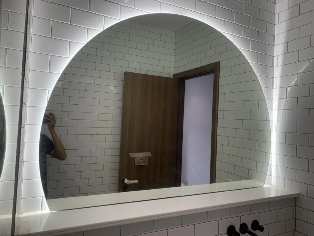 Полукруглая Светодиодная лента, зеркальная декоративная стена, сделано во Вьетнаме