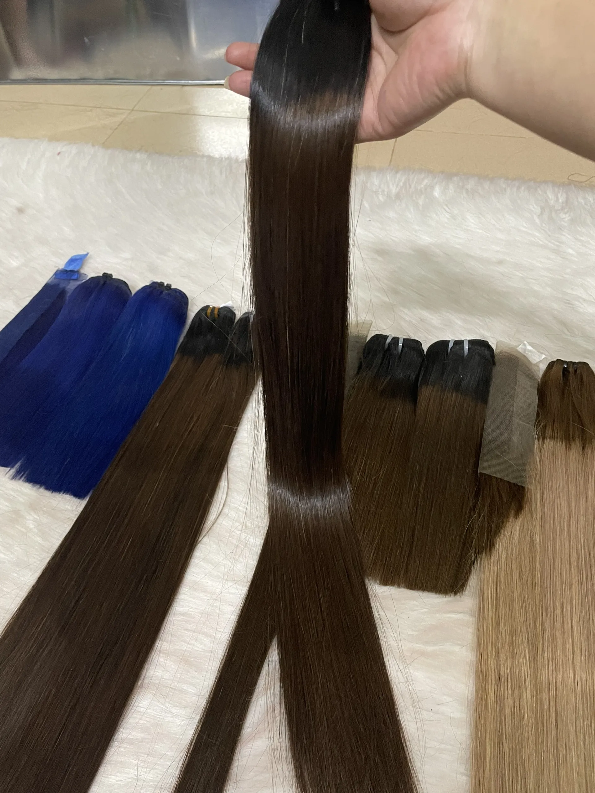 23 Nov Luxury Premium Quality Wholesale Raw Bone Straight Vietnam Human Hair