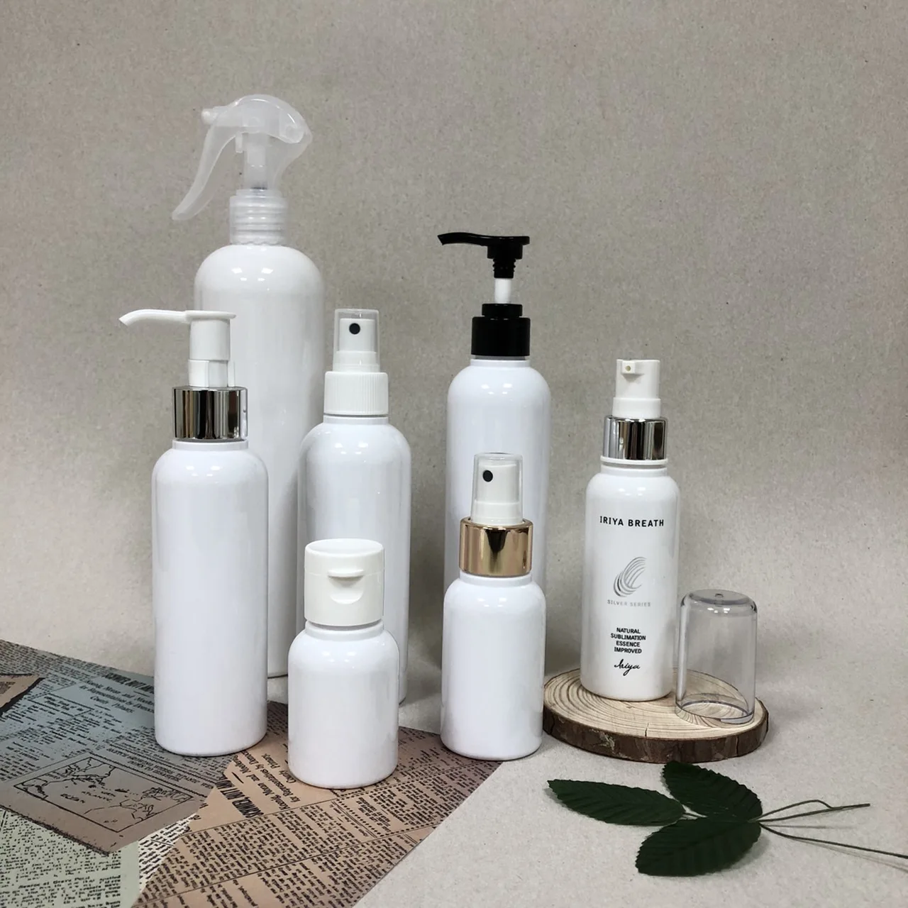 custom logo white plastic shampoo bottle with pump