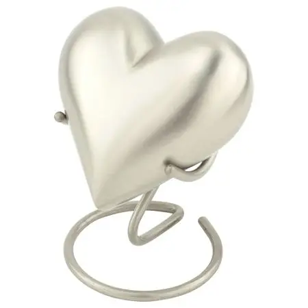 Silver Color Heart Shaped Pewter Keepsake Funeral Urn With Stand Superfine Quality Ashes Storage Casket