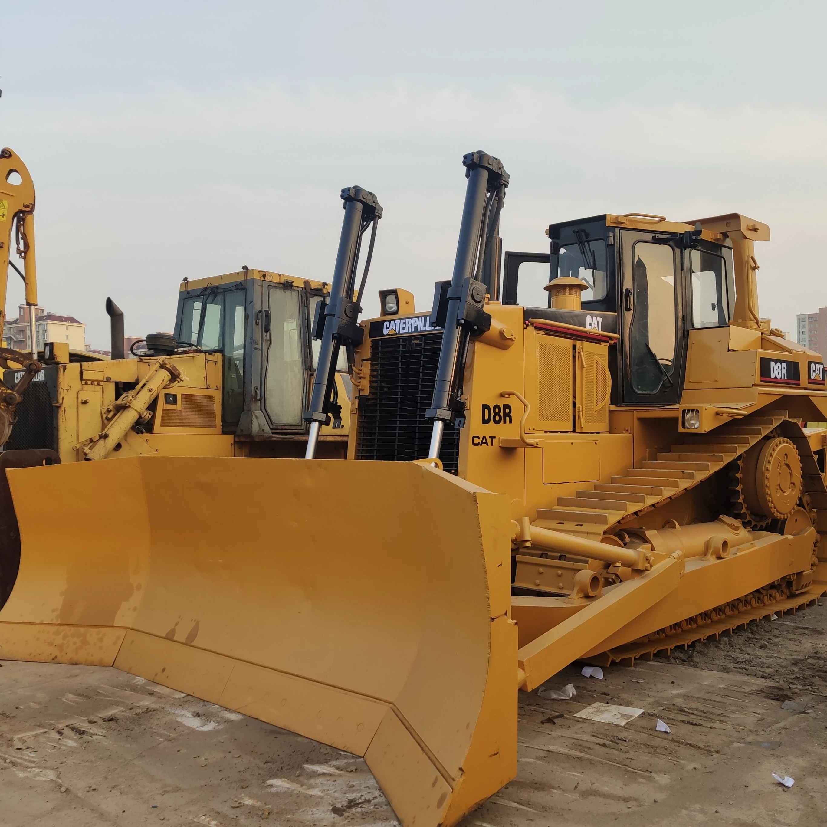 Б/у бульдозер CAT D8R, оригинальная гусеница б/у Тракторная бульдозер D7R D8R D9R с хорошим двигателем